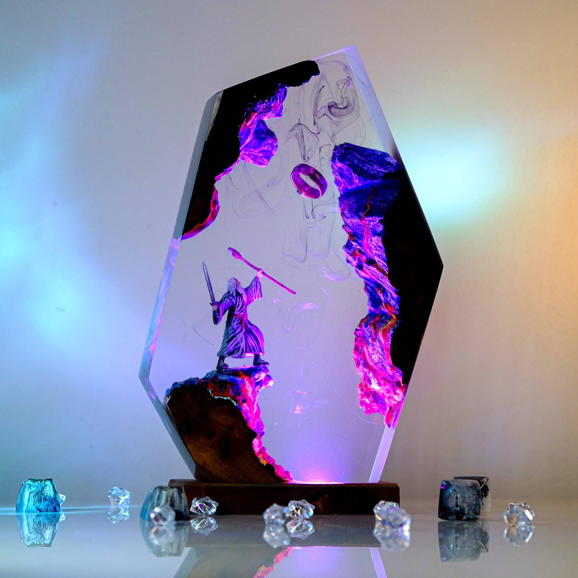 Lampu Resin Figur Adegan Film  - Wedding Zone ulasan dan harga