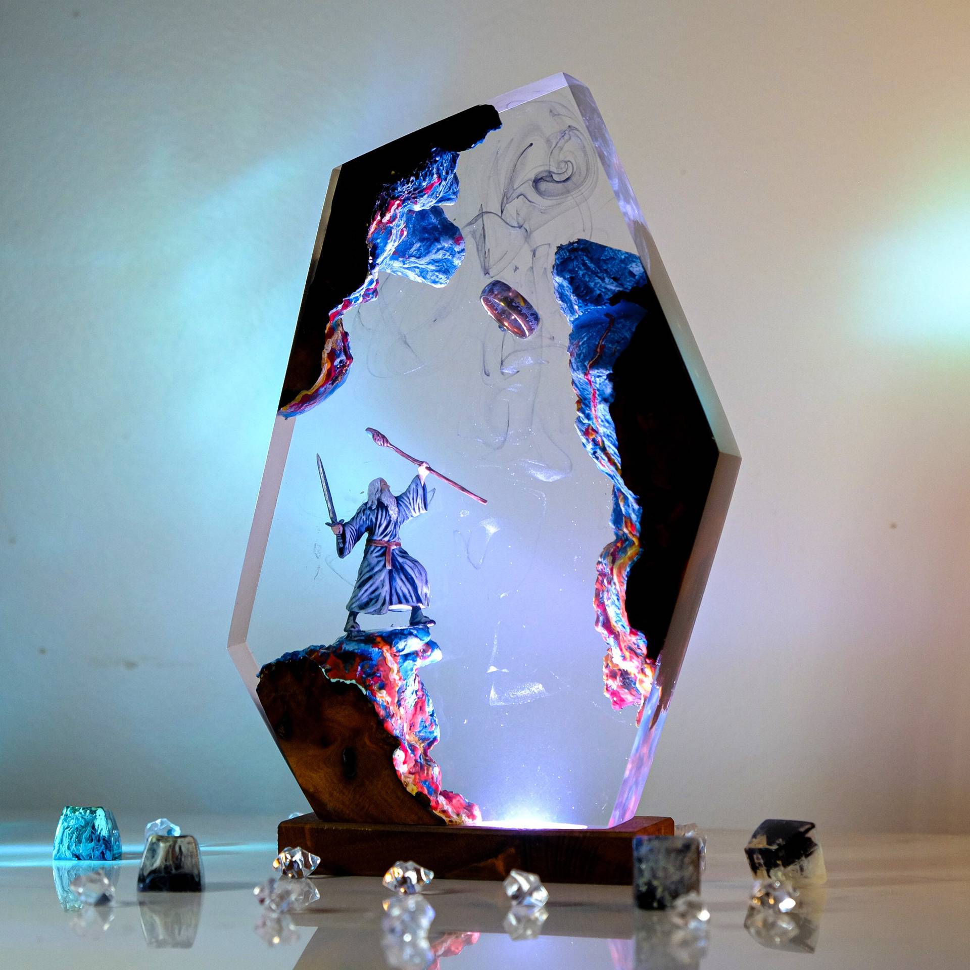 Lampu Resin Figur Adegan Film  - Wedding Zone ulasan dan harga